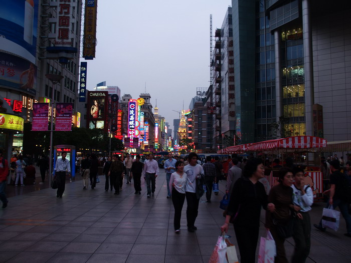 南京路步行街 攝影：簡時強