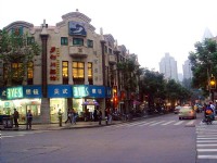 精品名店<br/> 攝影：余燕鳳