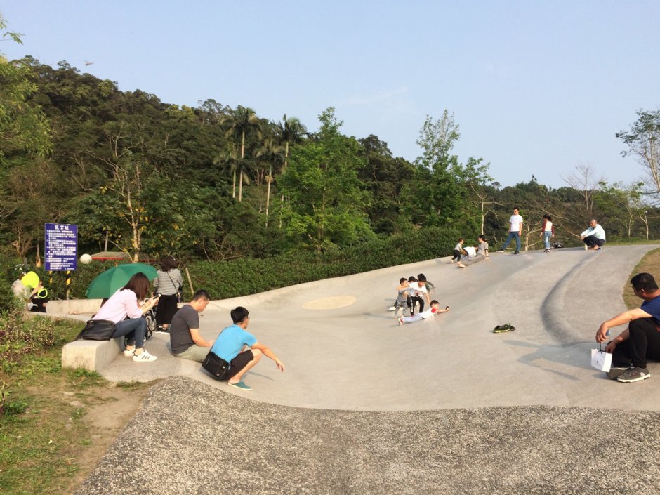 大碗公溜滑梯 攝影：Eva隨手拍