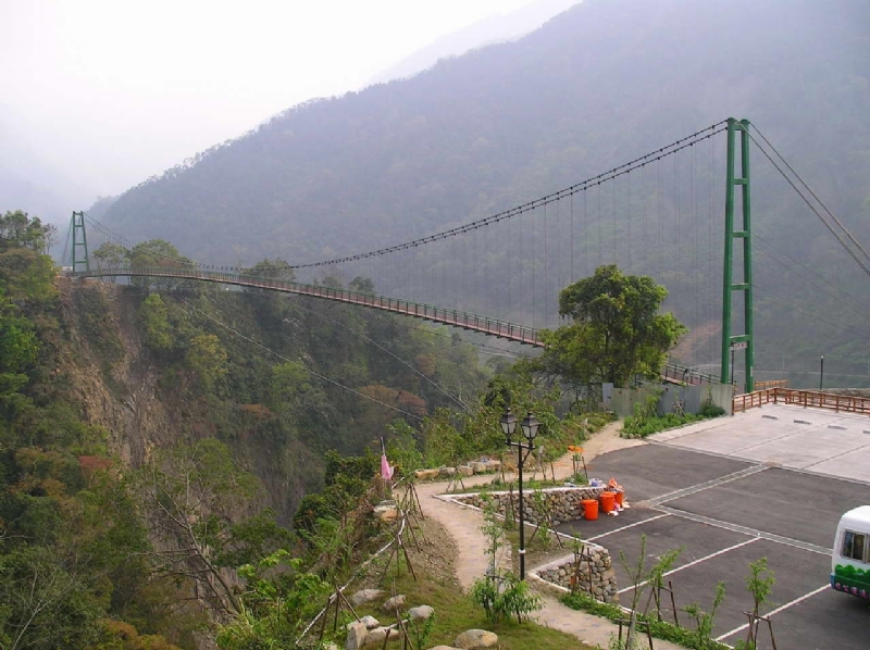 東埔村吊橋全景 攝影：老山羊部落格