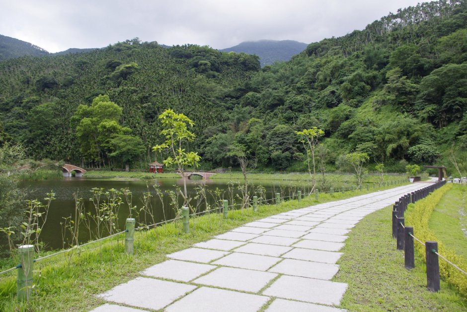 吉利潭环潭人行步道 摄影：Eva隨手拍