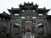 東陽盧宅牌坊<br/> 攝影：溤順
