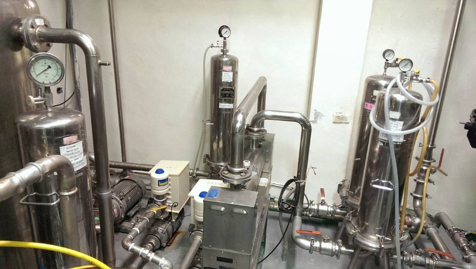 滅菌系統及過濾設備 攝影：金礁溪觀光工廠 提供
