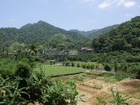 遠眺坪林山景<br/> 攝影：Eva隨手拍