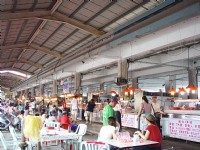 攤販小市集<br/> 攝影：鄭惠文