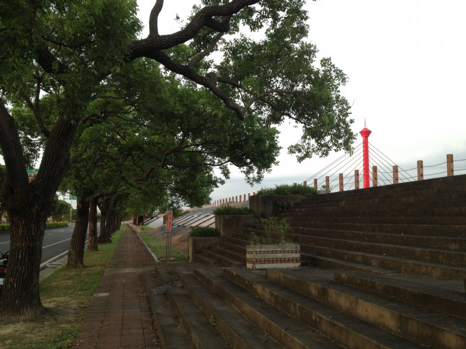 後龍溪河濱公園 攝影：Fiona
