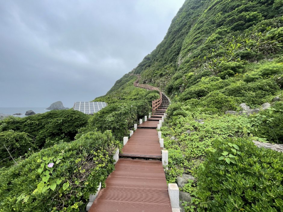 基隆嶼登山步道 攝影：Eva隨手拍