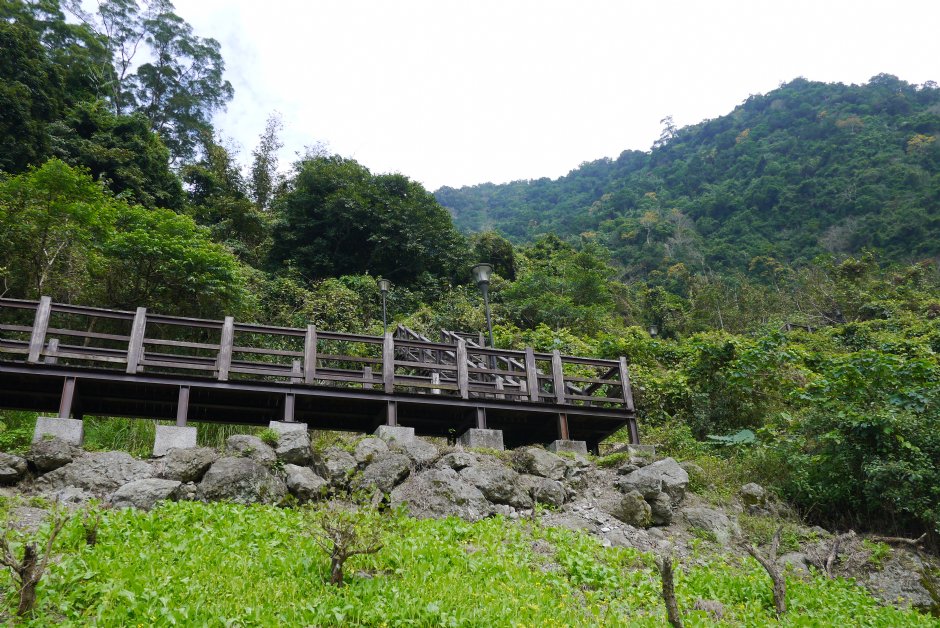 羅山瀑布觀景步道 攝影：旅遊王攝影組