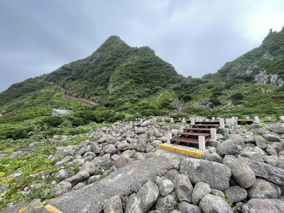 基隆嶼登山步道 攝影：Eva隨手拍