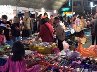夜市攤位<br/> 攝影：葫蘆墩觀光夜市 提供