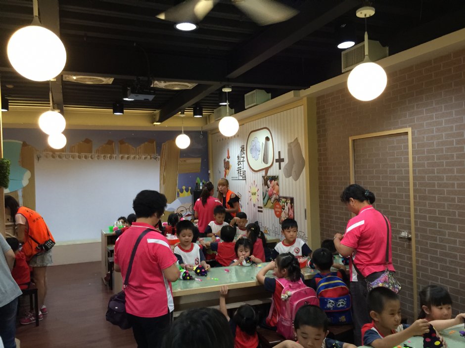 襪仔王一樓DIY教室 攝影：旅遊王攝影組