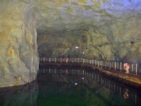 翟山坑道<br/> 攝影：Eva隨手拍