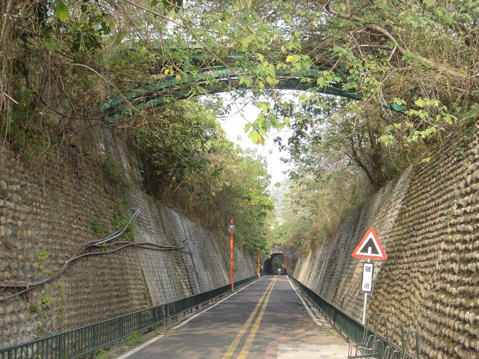 隧道一景 攝影：陳美吟