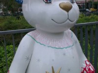 秋紅谷目前正展出泰迪熊<br/> 攝影：Kate
