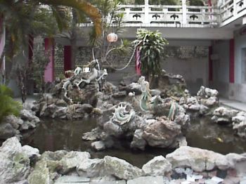 龍池 攝影：郭香妙