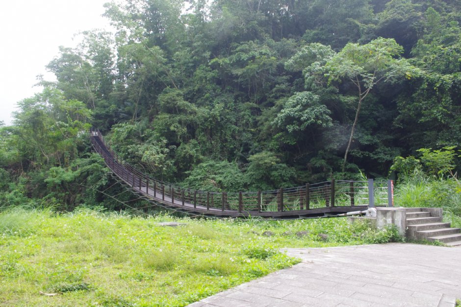 峭壁步道 攝影：Eva隨手拍