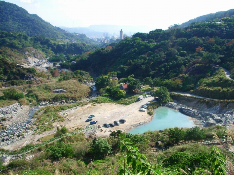 龍鳳谷溫泉景緻宜人 攝影：老山羊部落格
