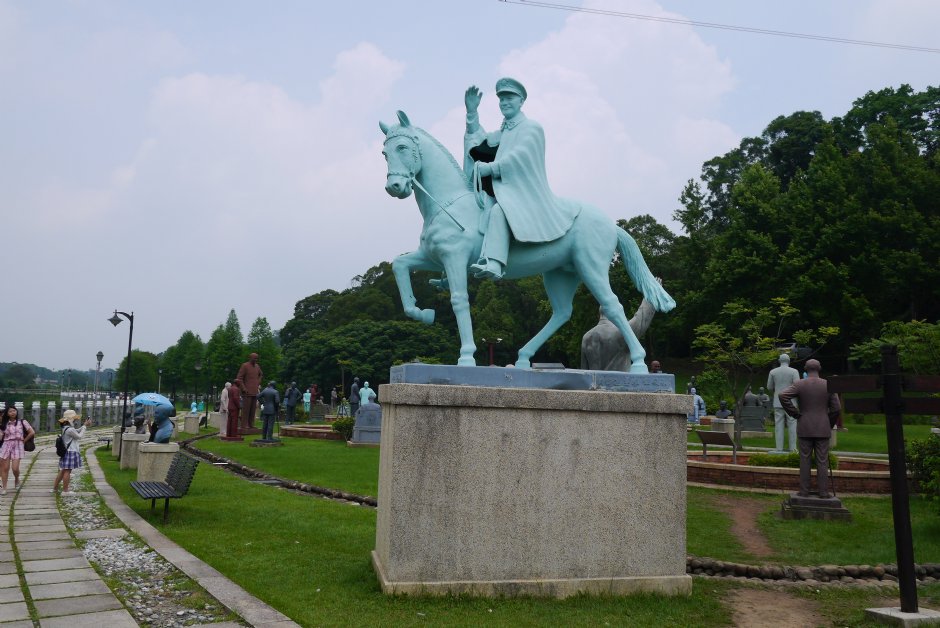 慈湖雕塑紀念公園 攝影：旅遊王攝影組
