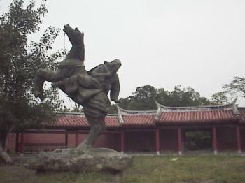 吳鳳像 攝影：郭香妙