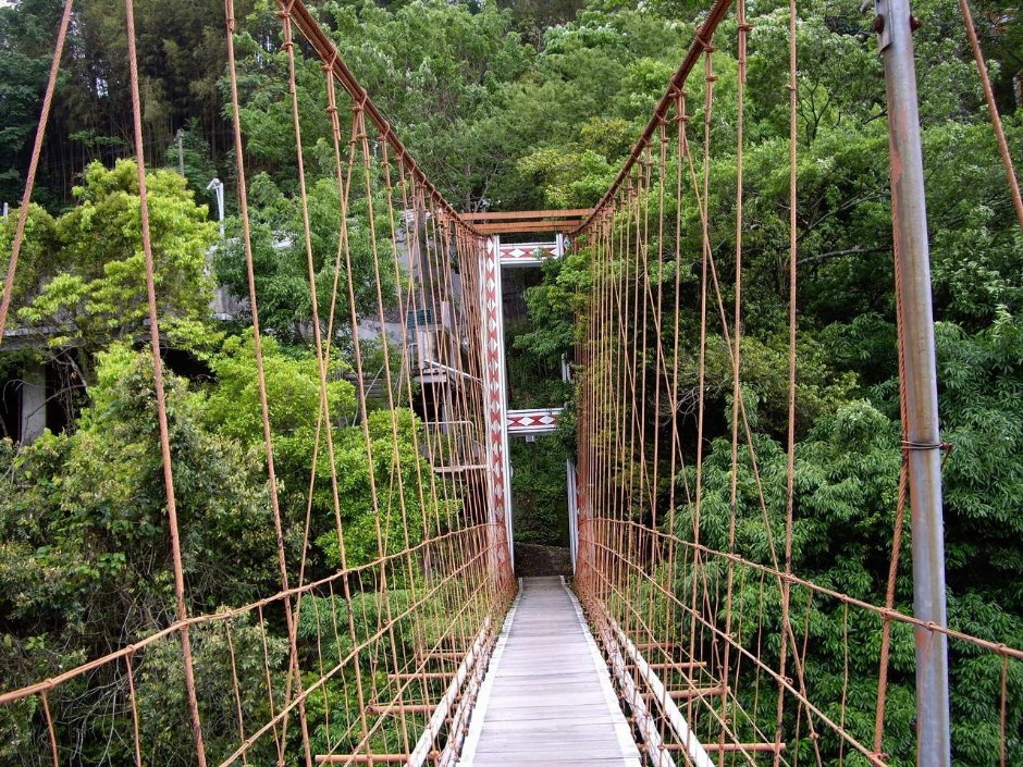 虎山吊橋橋面 攝影：老山羊(林文智)