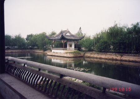蠡園-01 攝影：台灣中國旅行社