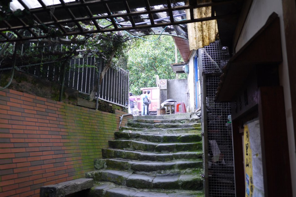 201407奮起湖石階 攝影：三個井