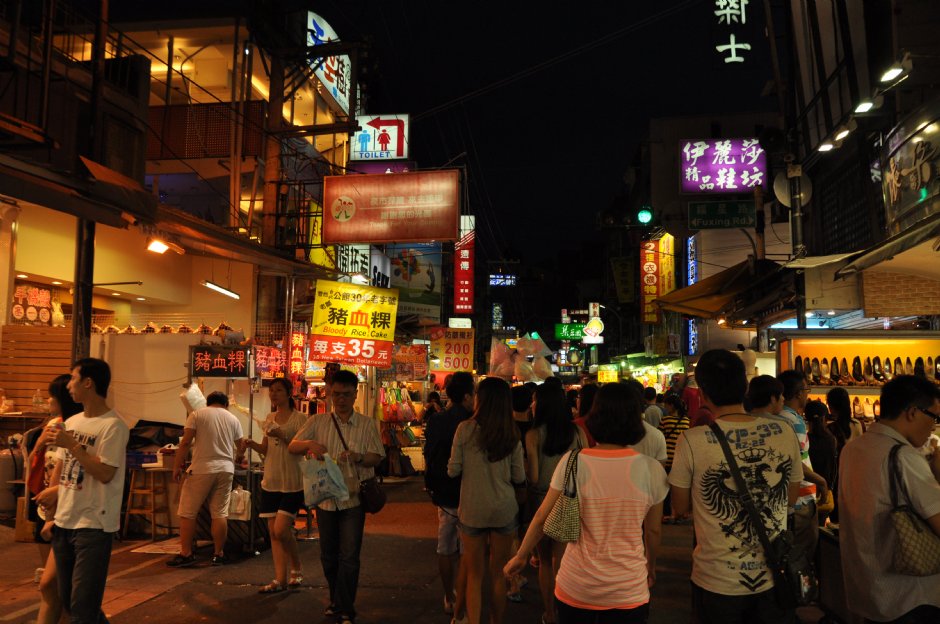 逢甲夜市 攝影：kavin