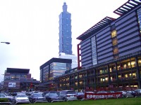 Taipei 101購物中心<br/> 攝影：amo