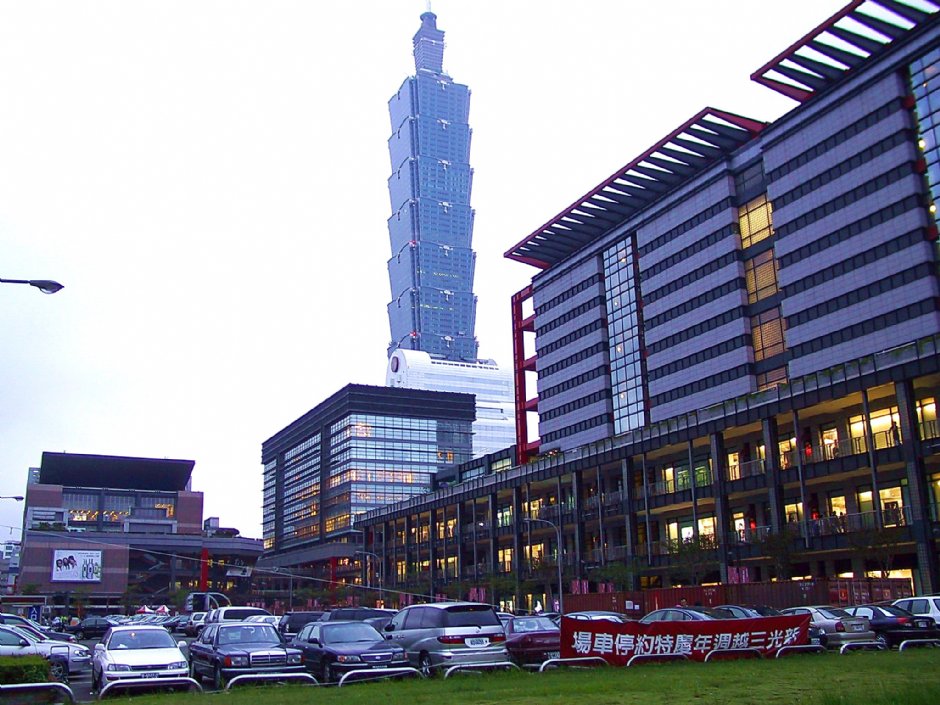 Taipei 101購物中心 攝影：amo