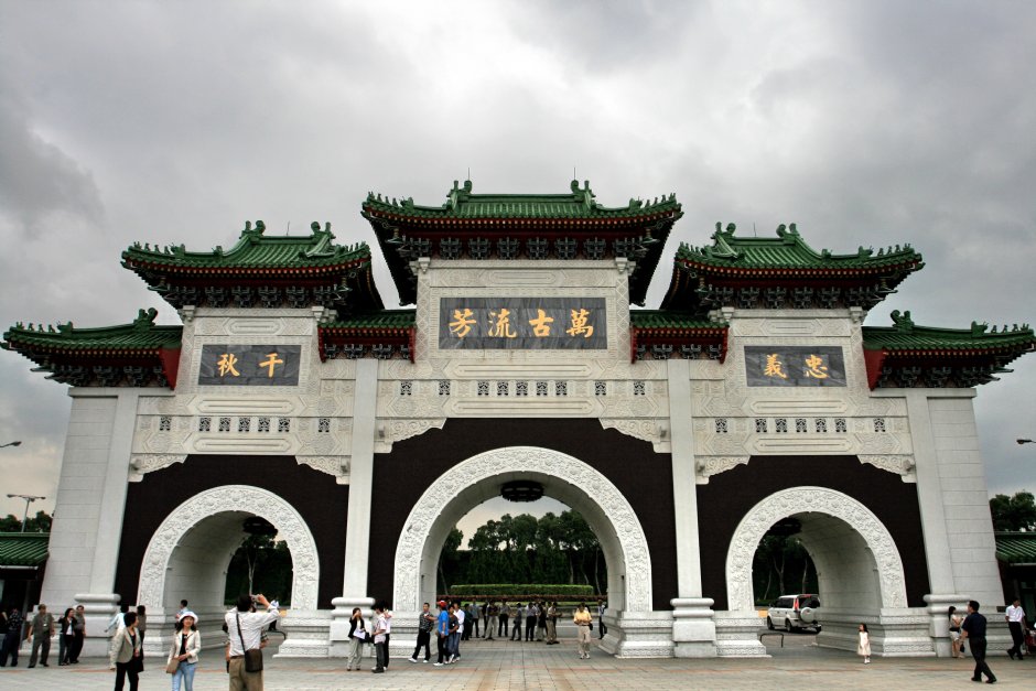 牌樓背面 攝影：陳銘祥