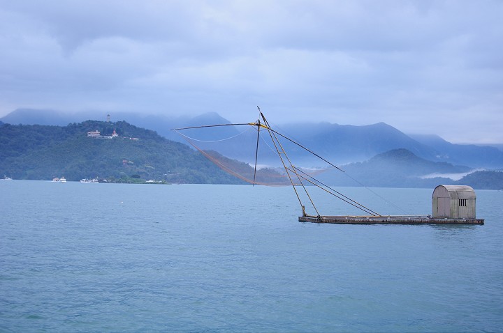 涵碧步道眺望日月潭美景 攝影：Eva隨手拍