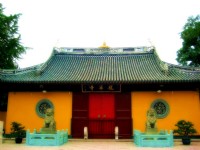龍華寺<br/> 攝影：李俊