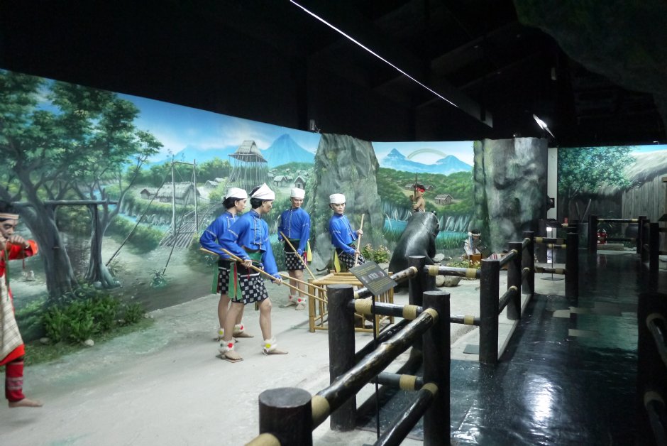 原住民族生活模擬蠟像 攝影：旅遊王攝影組