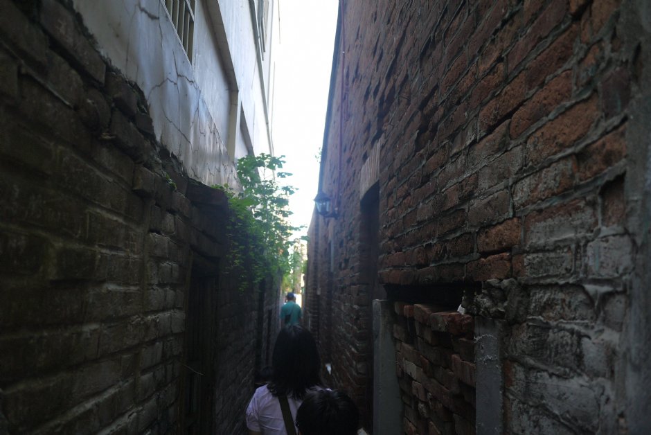 鹿港摸乳巷 攝影：旅遊王攝影組