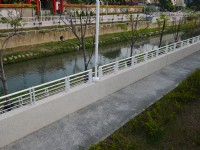 大東文化藝術中心旁鳳山溪<br/> 攝影：旅遊王攝影組