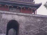 荊州古城牆之東門<br/> 攝影：台灣中國旅行社