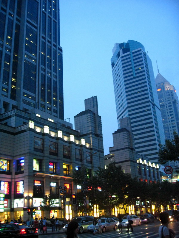 夜景 攝影：游雅雰
