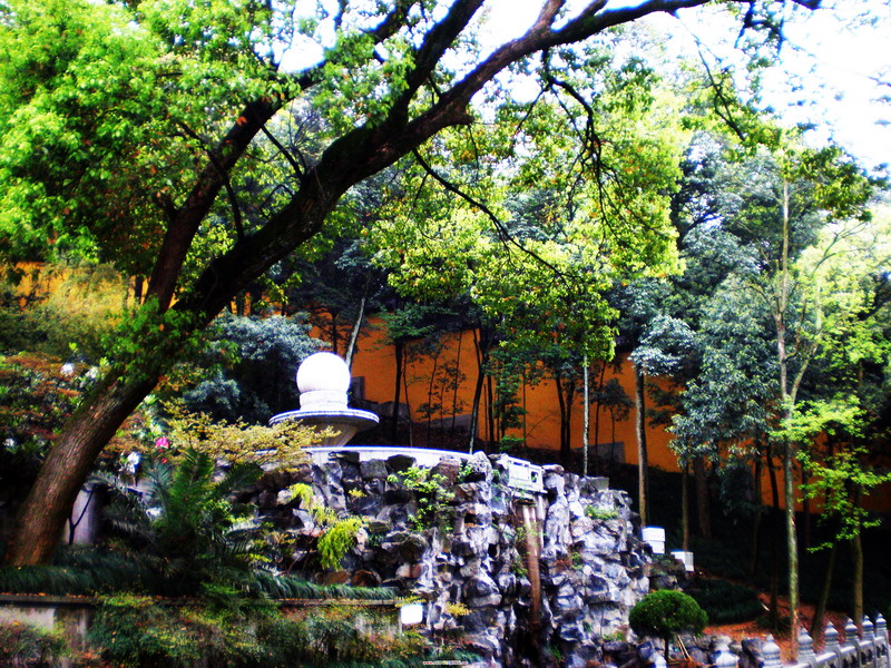 靈隱寺-優美景緻 攝影：李俊