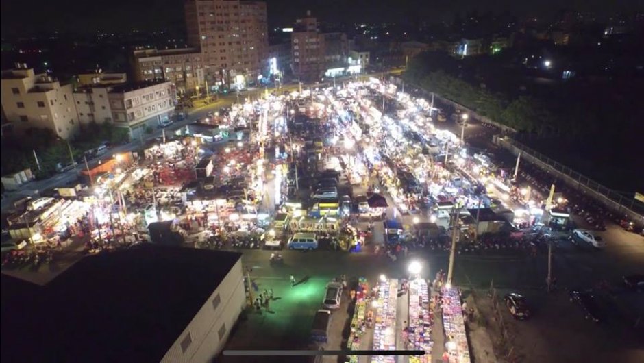精誠夜市 攝影：精誠(狗屎)夜市 提供