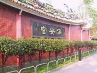 围墙<br/> 摄影：kavin