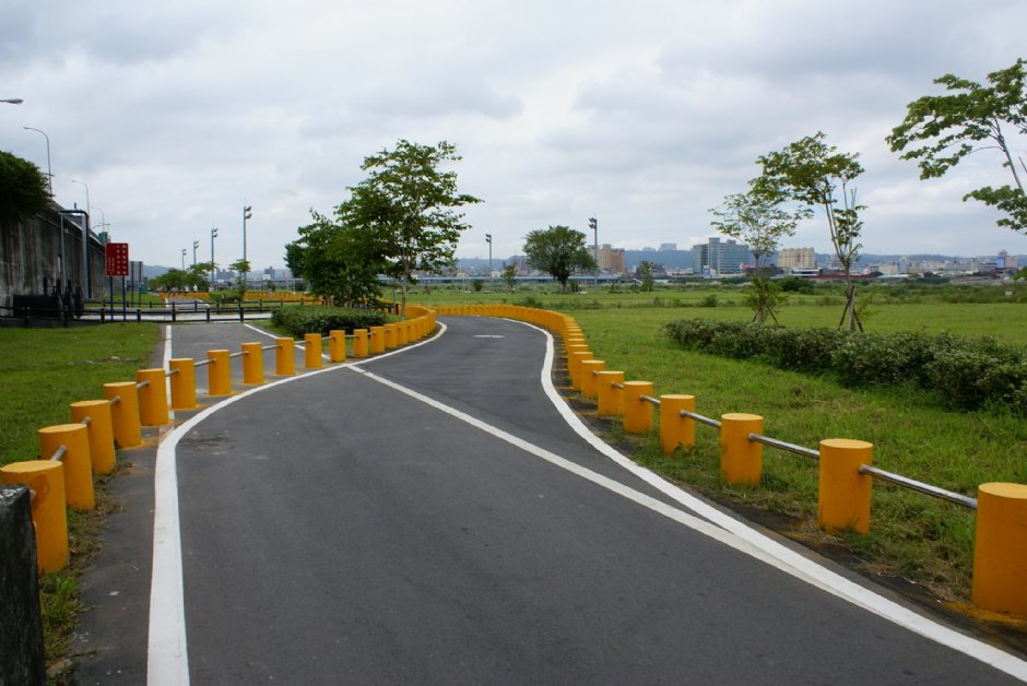 江子翠河口景觀河濱公園 攝影：Eva隨手拍