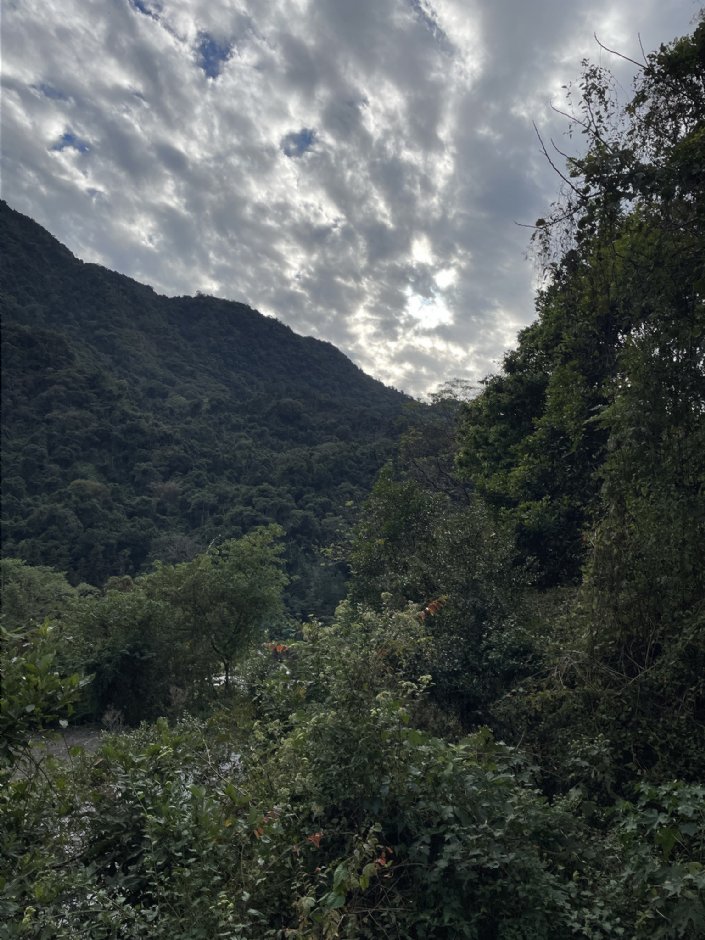 雪山坑 攝影：Eva隨手拍