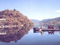 瀘沽湖<br/> 攝影：四川旅遊信息網