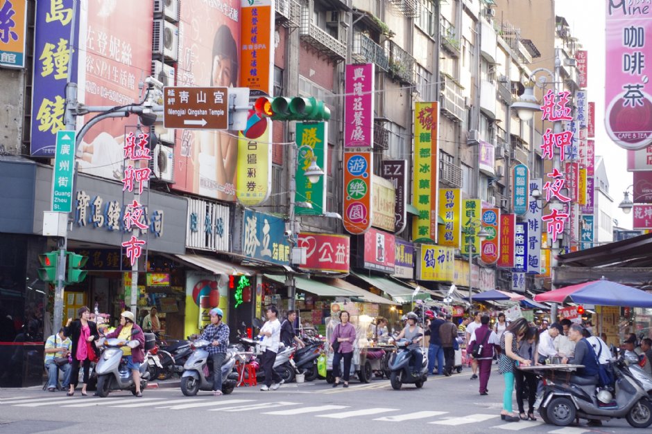 白天的廣州街夜市 攝影：Eva隨手拍