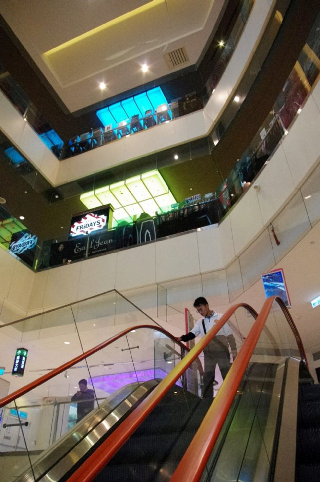 夢時代購物中心 攝影：Eva隨手拍