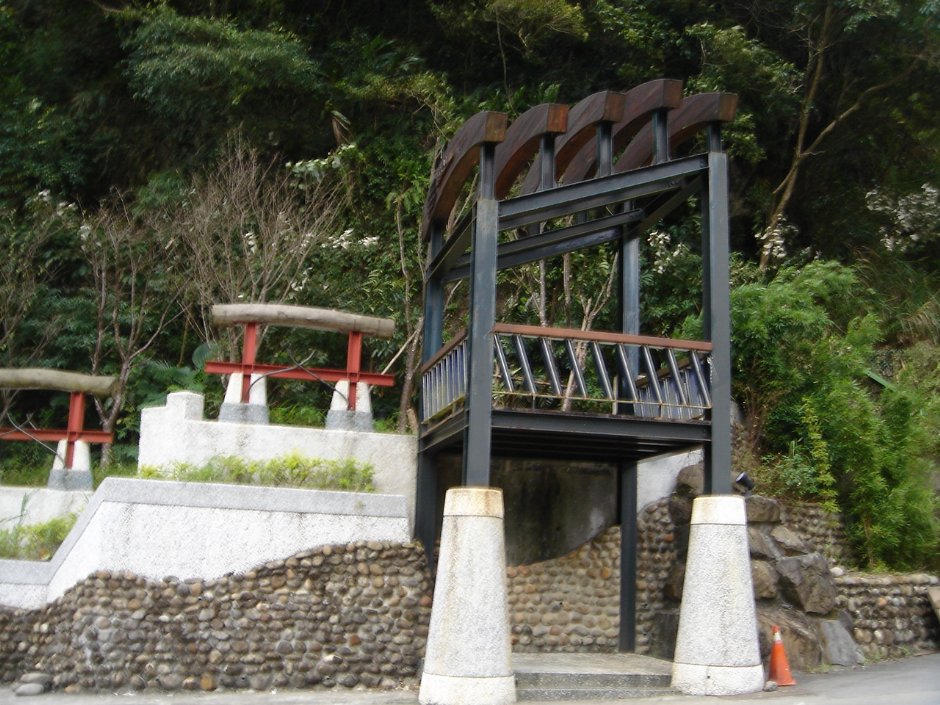 新烏公路旁眺望台 攝影：余燕鳳