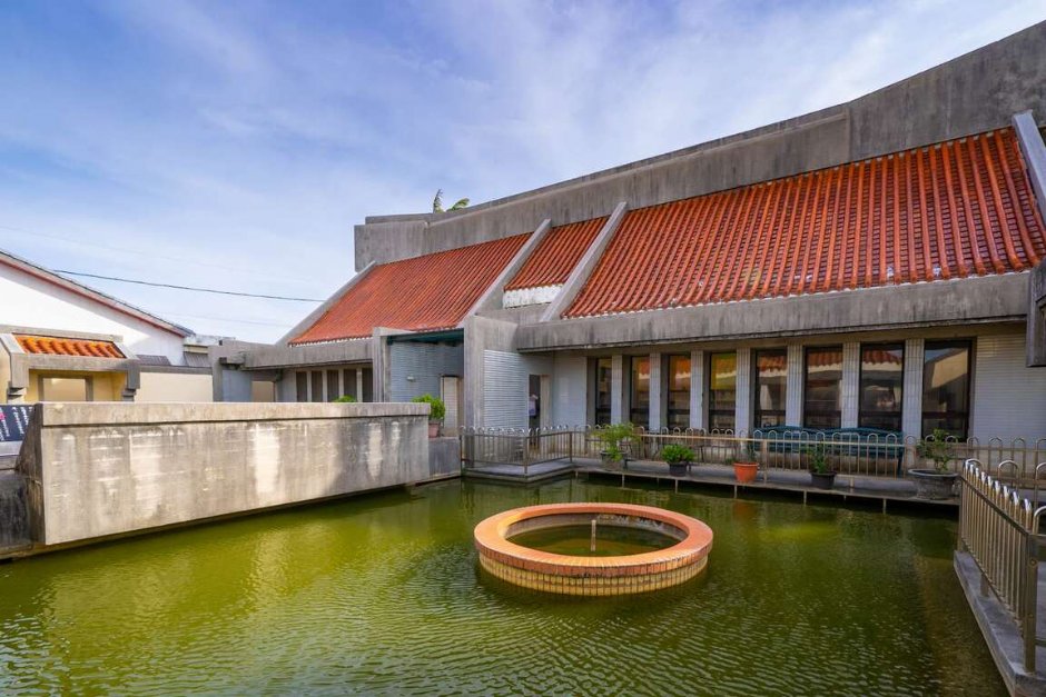 鄭豐喜紀念圖書館 攝影：圖片來源_雲嘉南濱海國家風景區