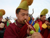 卓干湖冬捕<br/> 攝影：馮順