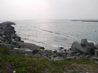 大鵬灣出海口<br/> 攝影：三井