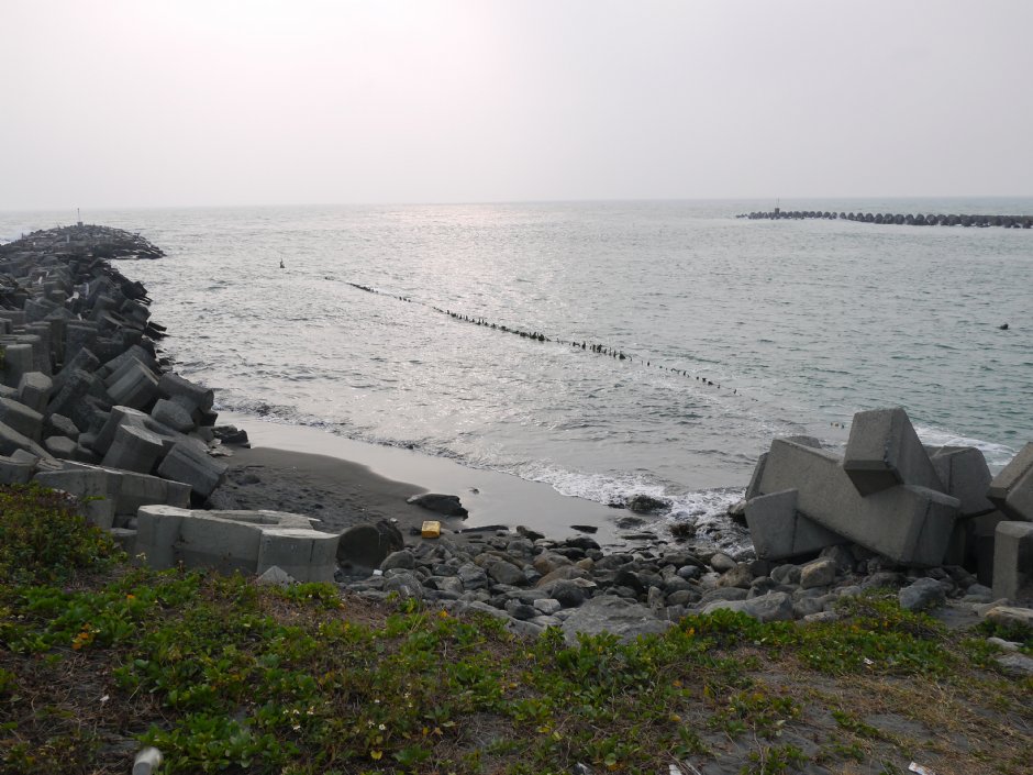 大鵬灣出海口 攝影：三井